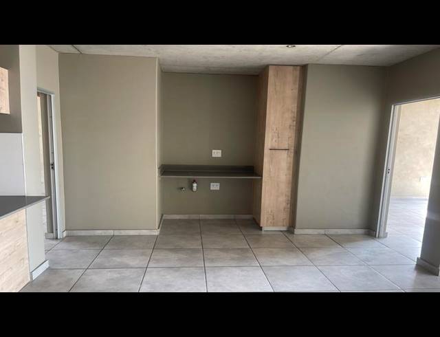 2 BEDROOM PROPERTY TO RENT IN EQUESTRIA